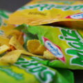 golosinas y papitas fritas típicas de Colombia